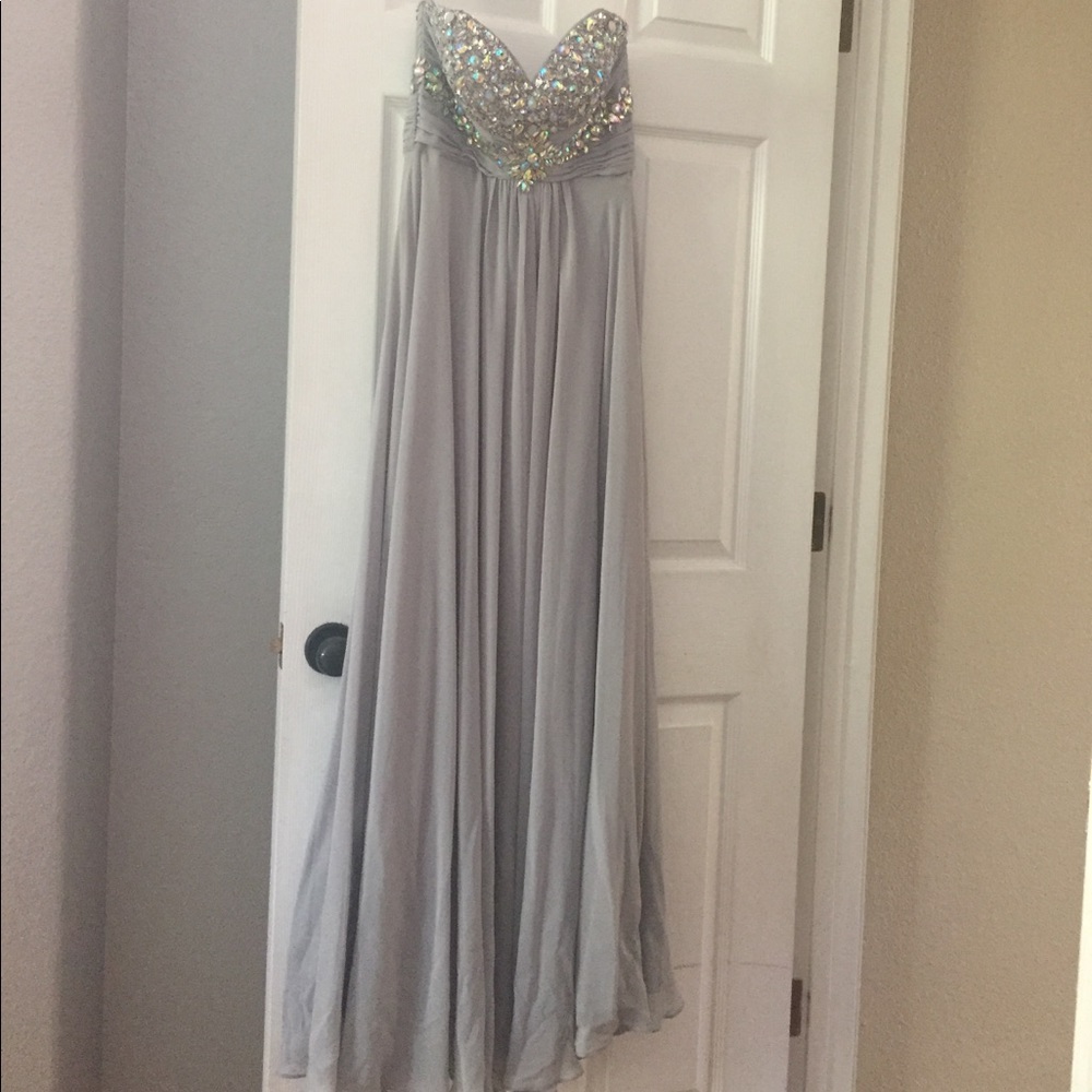 Jessica Designs Intl Prom Dress ✨✨ - Picture 3 of 6